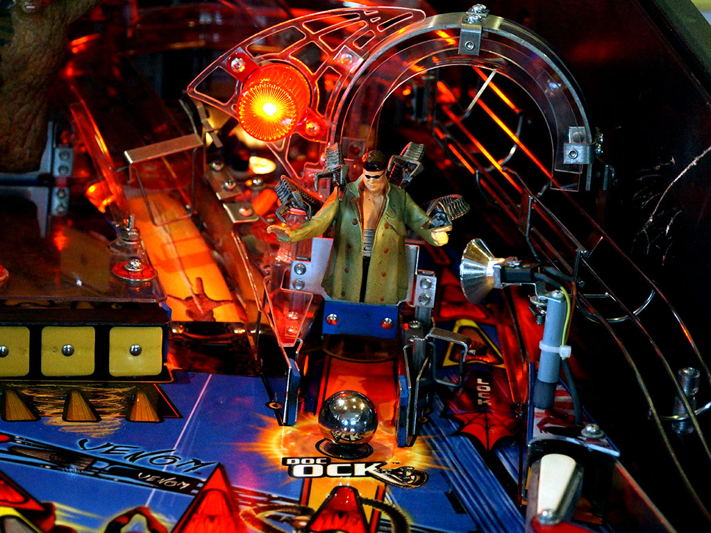 Spider-Man Pinball Machine - Doc Ock